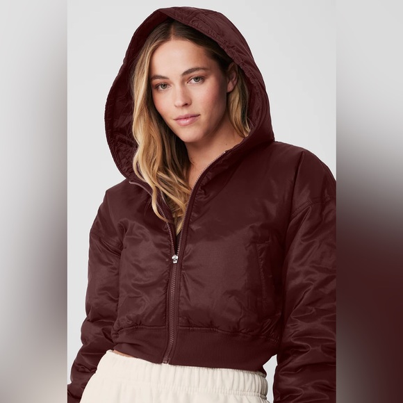 NWT Alo Yoga RIPSTOP CROPPED COSMO ZIP UP HOODIE in cherry cola - Picture 5 of 11